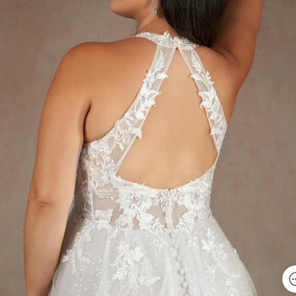 Azazie Dysis Diamond White A-Line Halter Sequins Tulle Wedding Dress - Picture 12 of 15